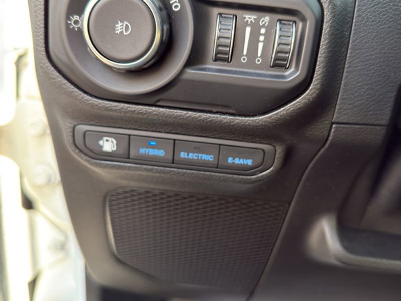 Used 2021 Jeep Wrangler Unlimited Rubicon 4xe w/ Cold Weather Group image 23