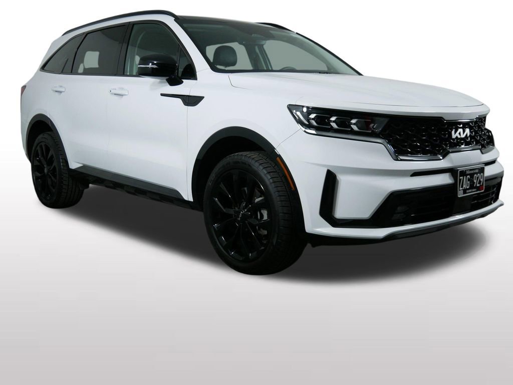 Certified 2023 Kia Sorento SX AWD/4WD image 2