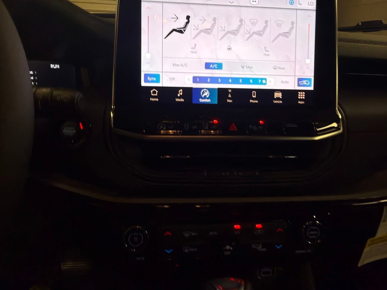 New 2026 Jeep Compass Trailhawk w/ Sun, Sound & Navigation Group AWD/4WD image 21