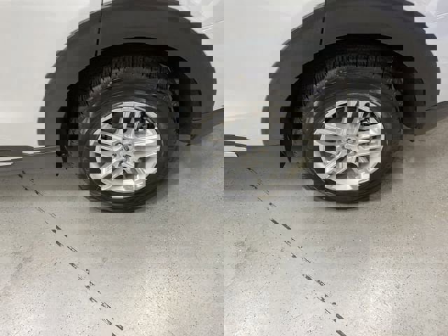 Used 2025 Ford Explorer Active image 12