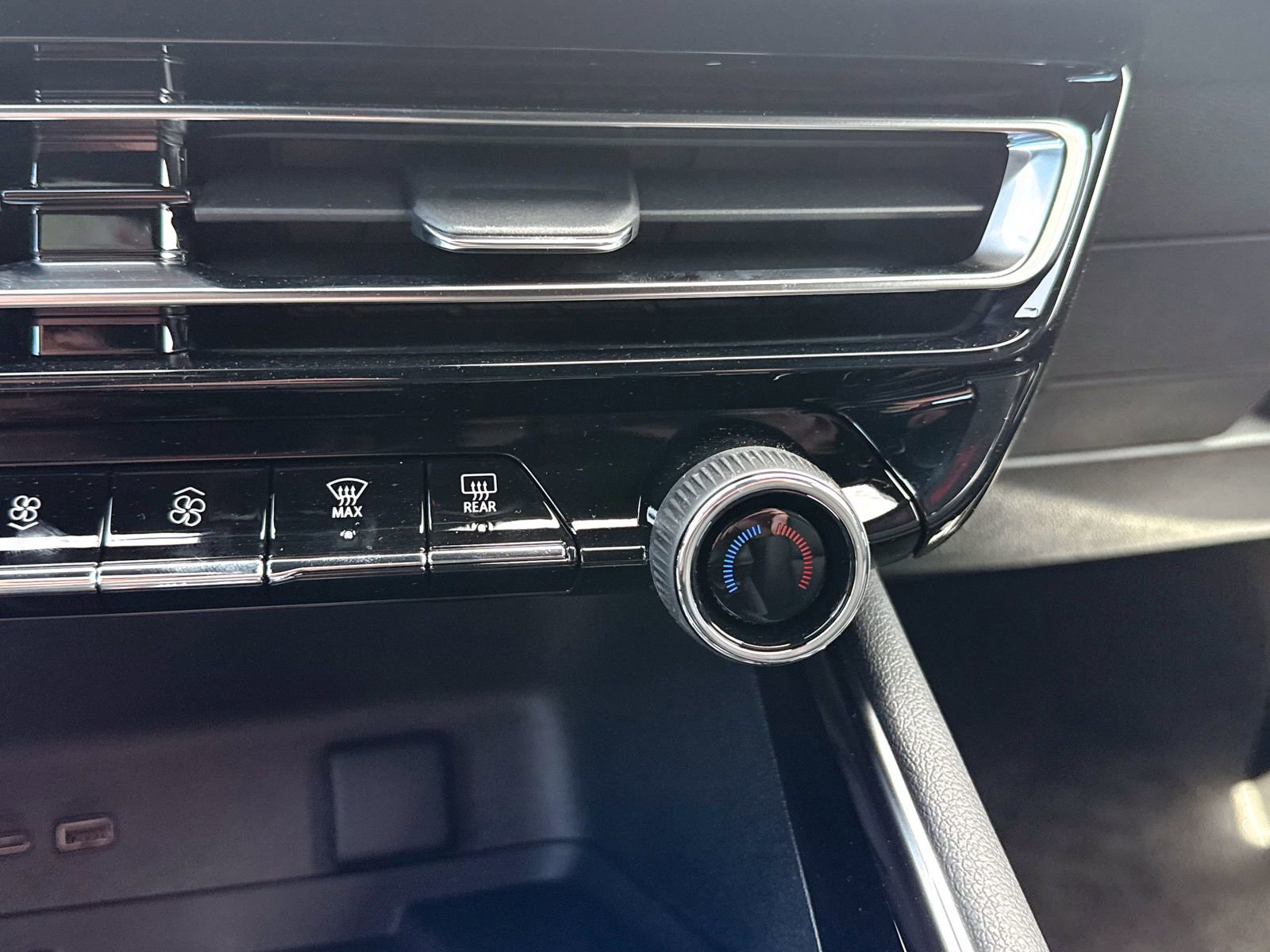 New 2026 Chevrolet Traverse Z71 AWD/4WD image 32