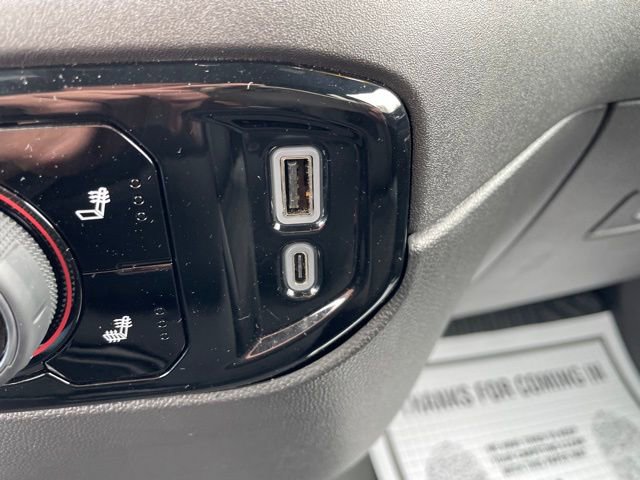 Used 2024 Chevrolet Silverado 1500 LT image 24