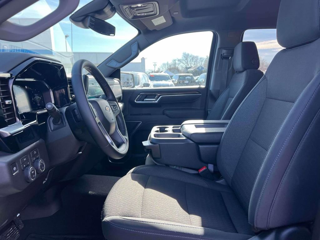 Used 2026 Chevrolet Silverado 1500 LT image 15