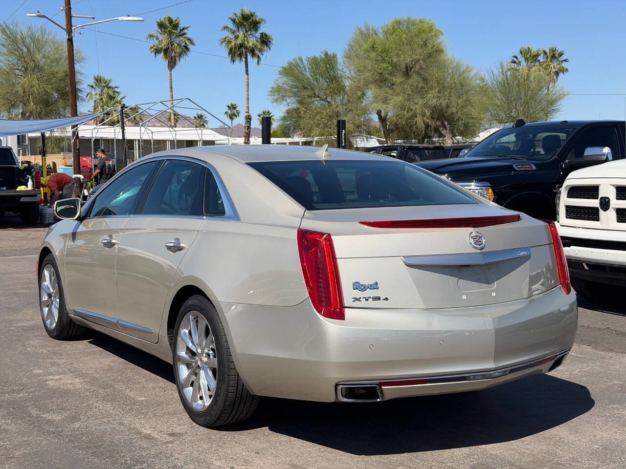 Used 2014 Cadillac XTS Luxury AWD/4WD image 6