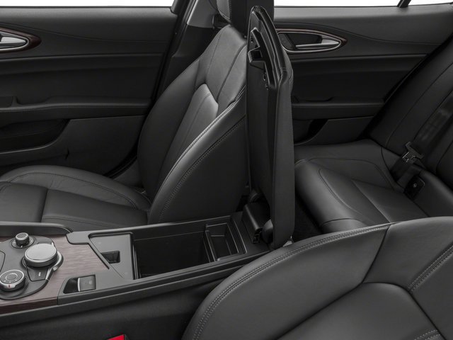 Used 2017 Alfa Romeo Giulia Ti w/ TI 19" Sport Package RWD image 18