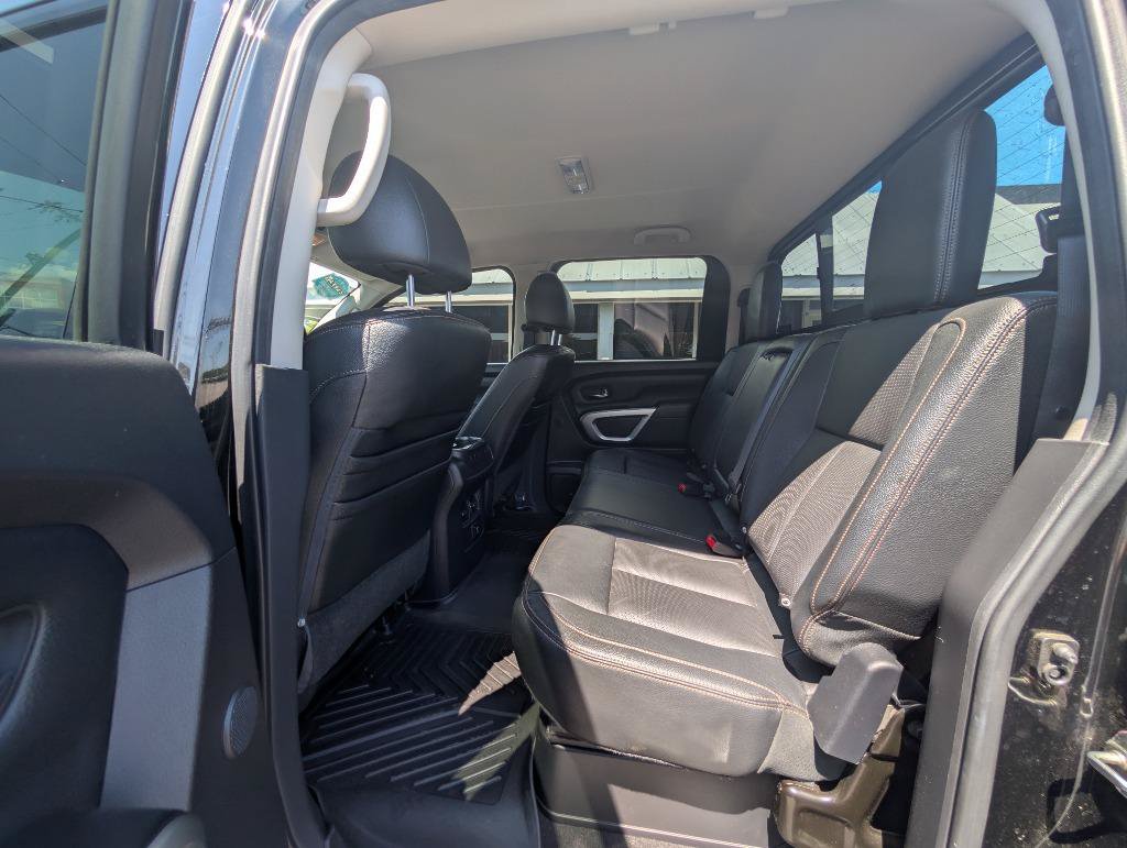 Used 2016 Nissan Titan SL AWD/4WD image 42