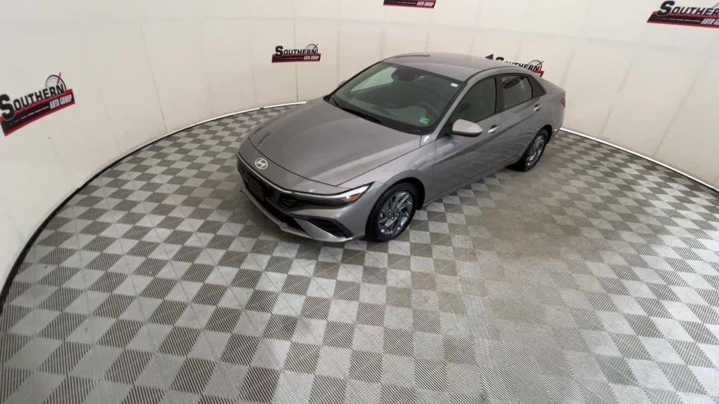 Used 2024 Hyundai Elantra SEL