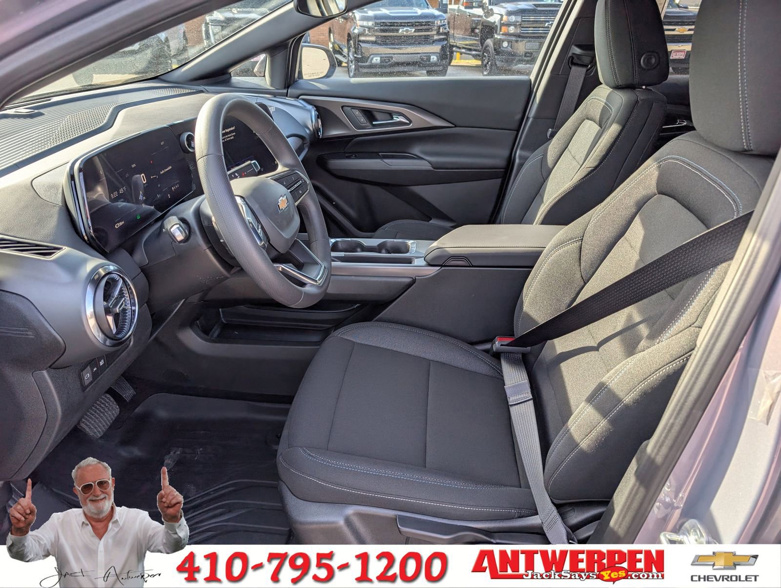 New 2026 Chevrolet Equinox EV LT image 12