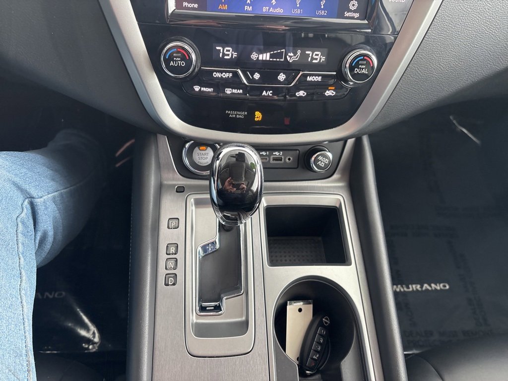 Used 2024 Nissan Murano SV image 17