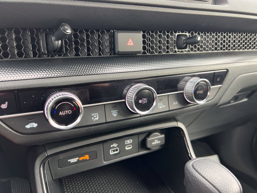 Certified 2024 Honda CR-V EX image 10