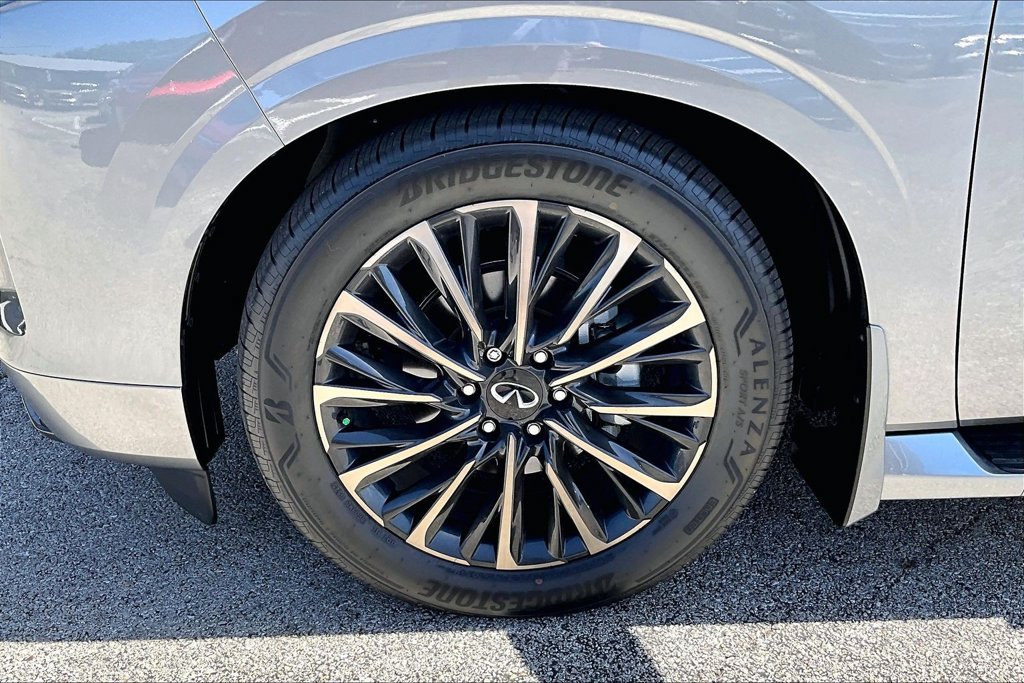 Used 2026 INFINITI QX80 Autograph w/ Premium Cargo Package AWD/4WD image 10