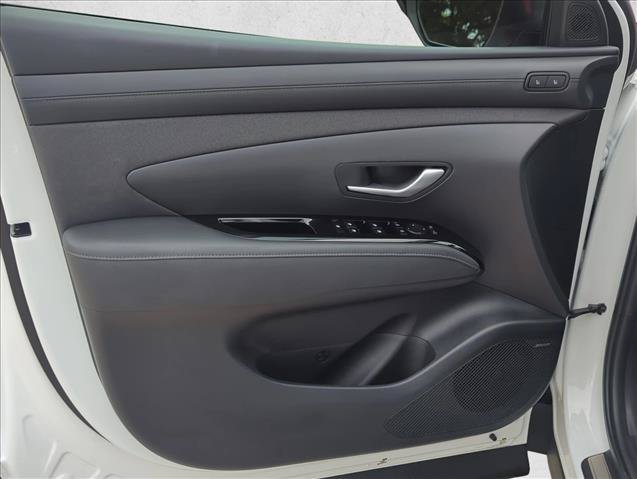 Used 2026 Hyundai Tucson Limited AWD/4WD image 9