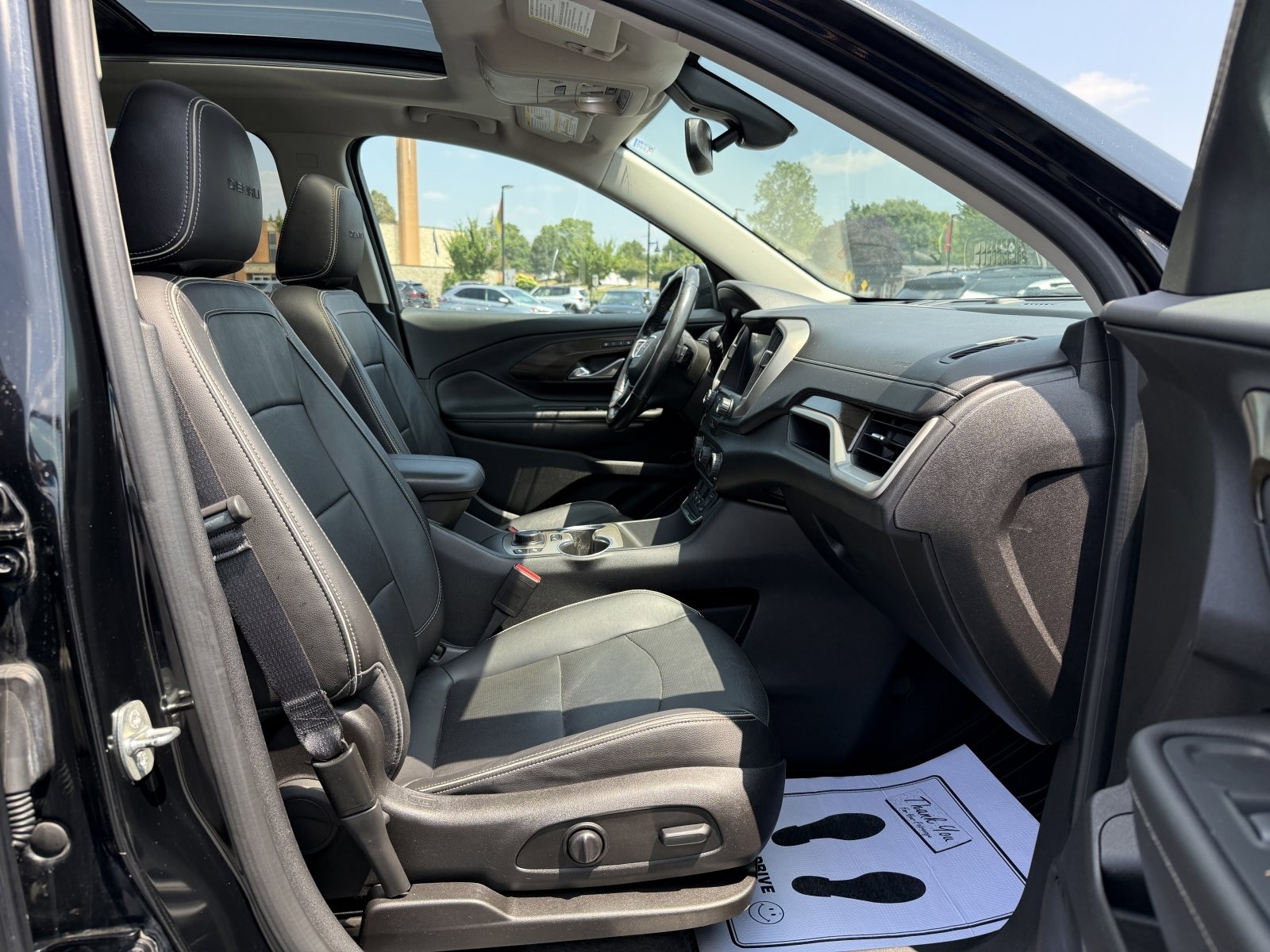 Used 2018 GMC Terrain Denali w/ Advanced Safety Package image 11