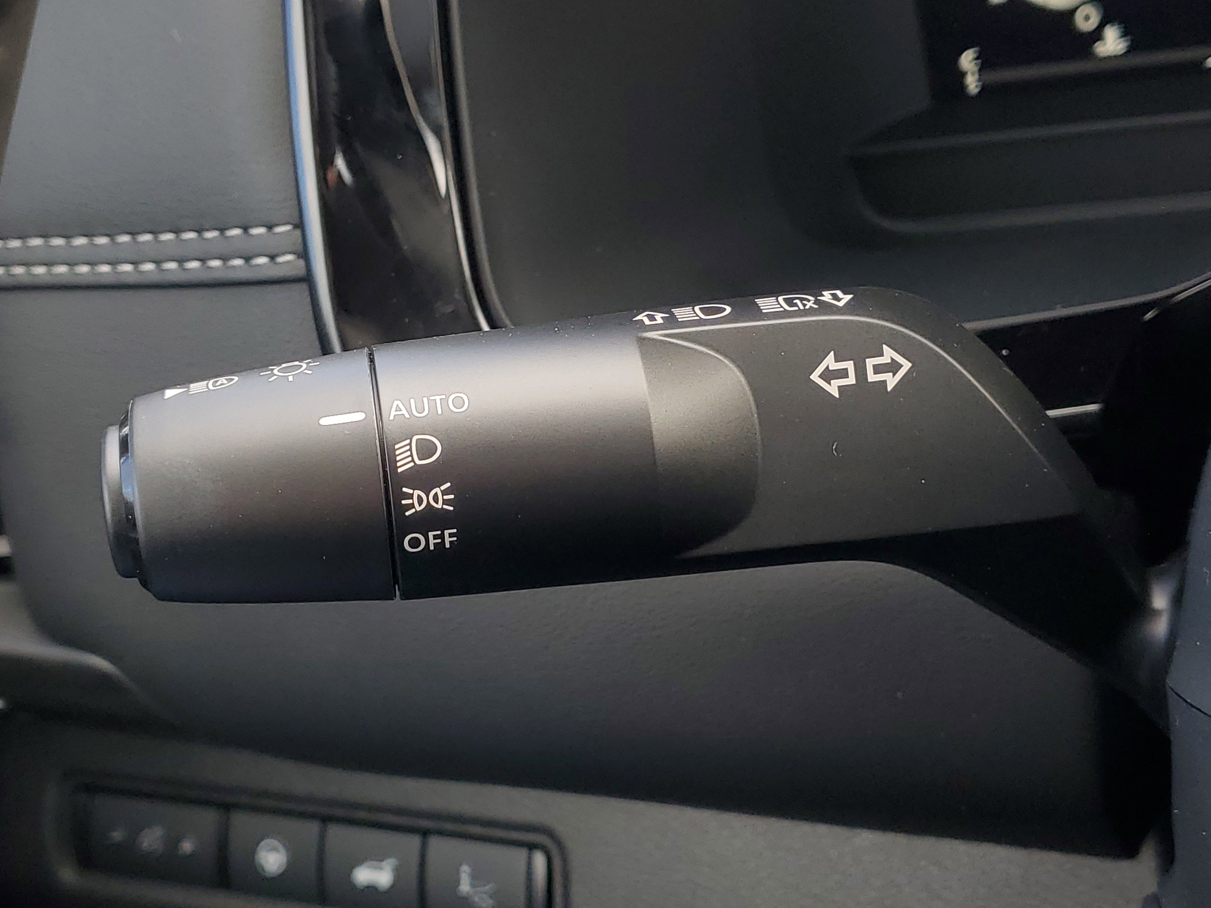 New 2026 Nissan Pathfinder Platinum image 12