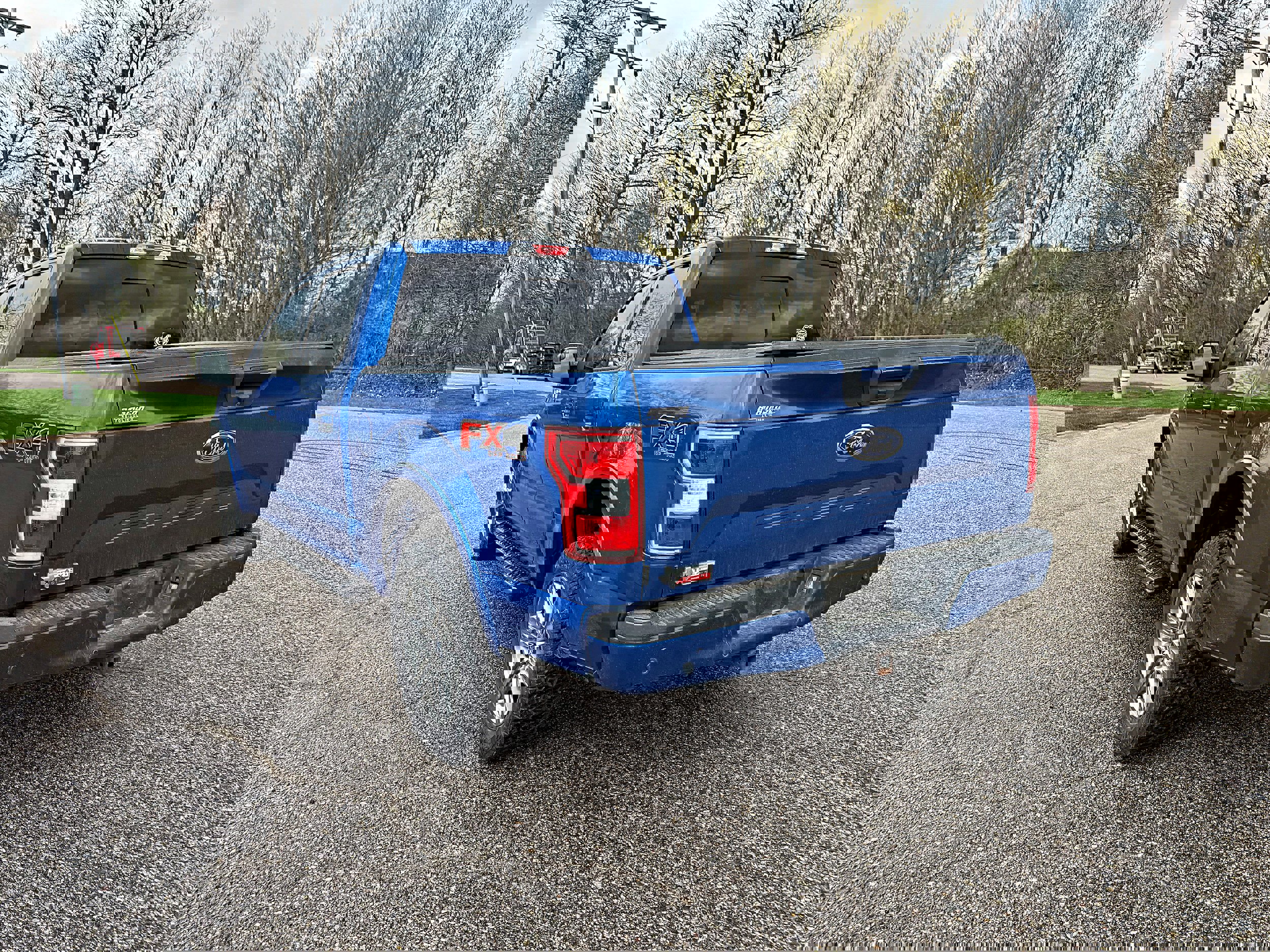 Used 2018 Ford F150 XLT w/ Equipment Group 302A Luxury AWD/4WD image 7