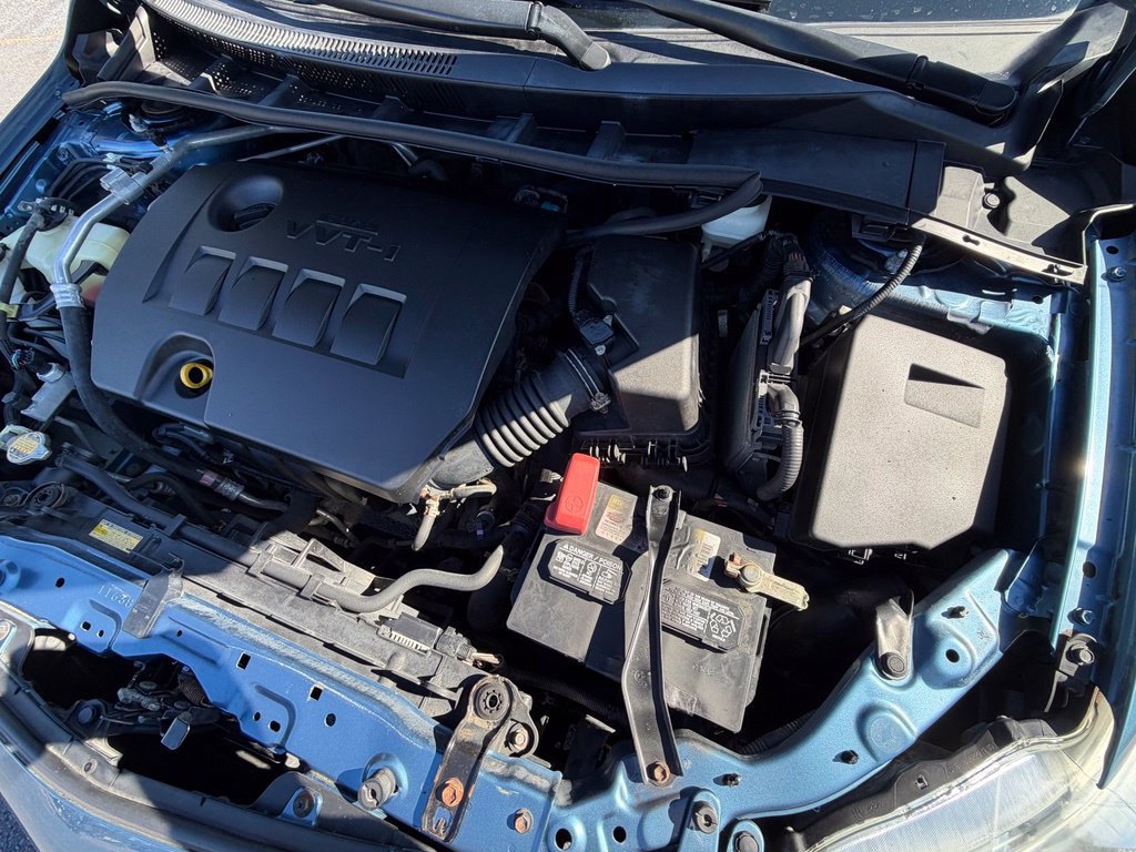 Used 2013 Toyota Corolla LE FWD image 28