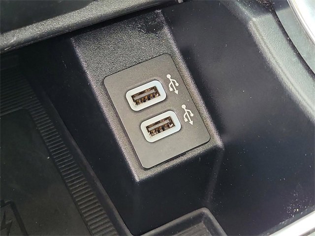 Used 2019 Ford Edge Titanium w/ Equipment Group 301A image 29