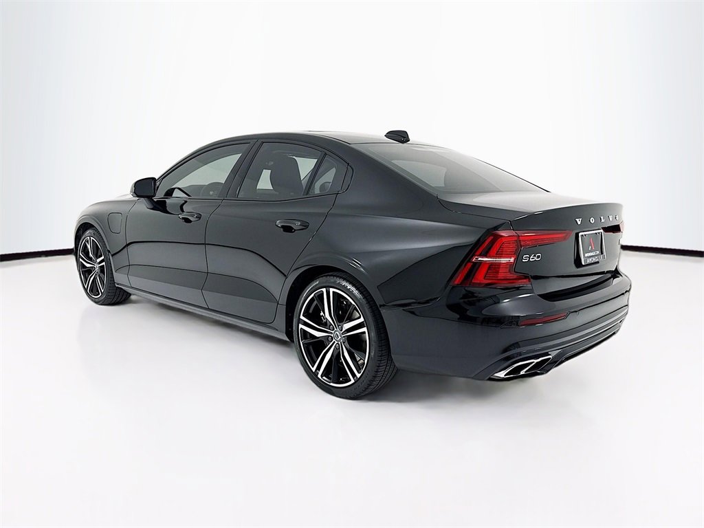 Used 2022 Volvo S60 T8 R-Design Expression w/ Premium Package image 3