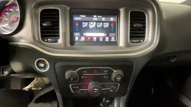 Used 2022 Dodge Charger SXT RWD image 30