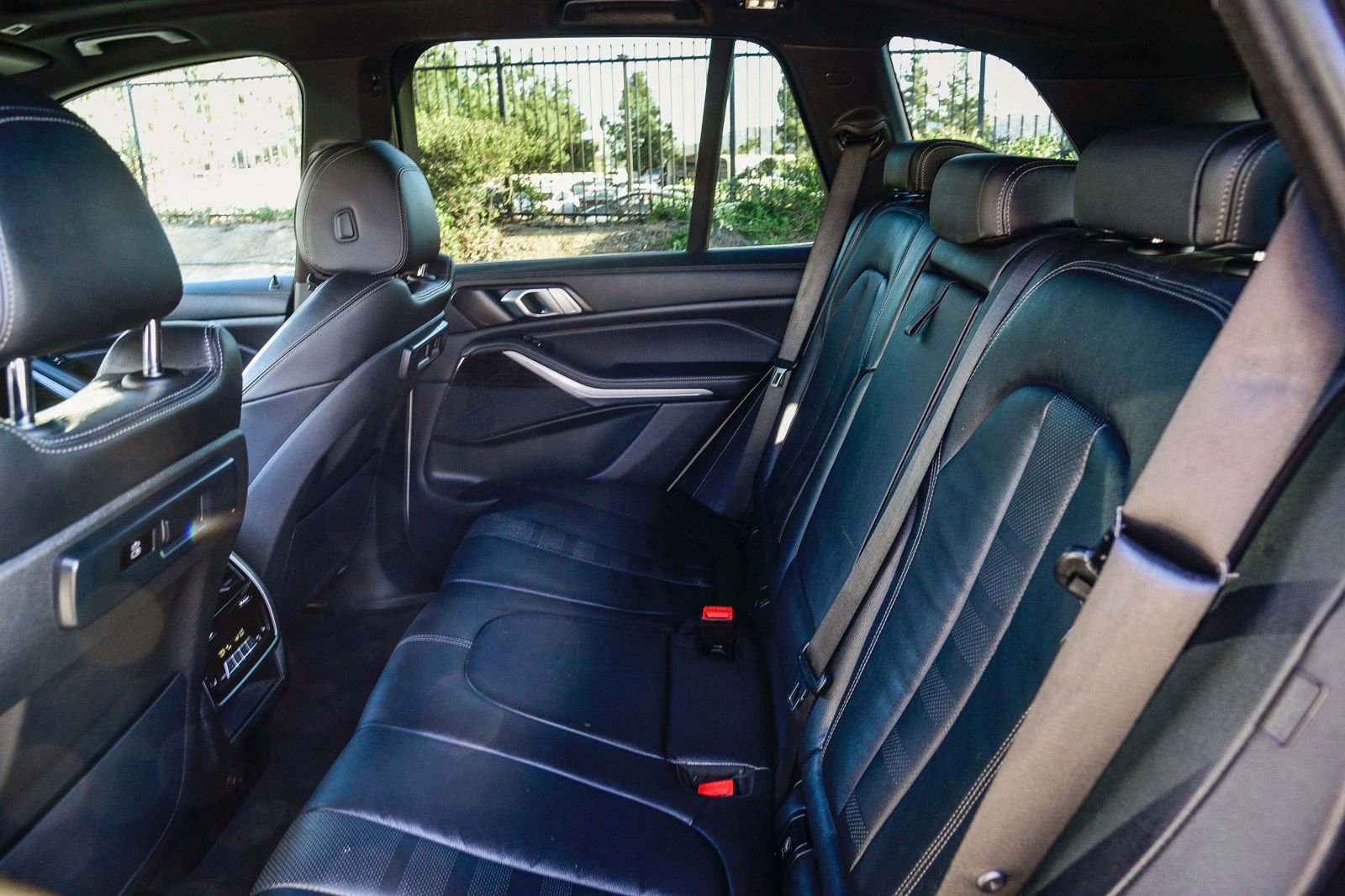 Used 2020 BMW X5 xDrive40i w/ Premium Package image 21