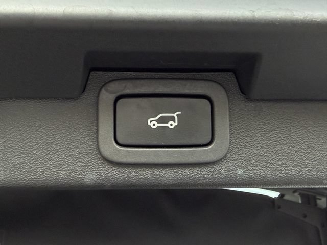 Used 2018 Land Rover Discovery HSE AWD/4WD image 36