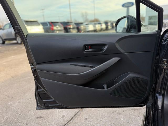 Used 2023 Toyota Corolla LE image 12