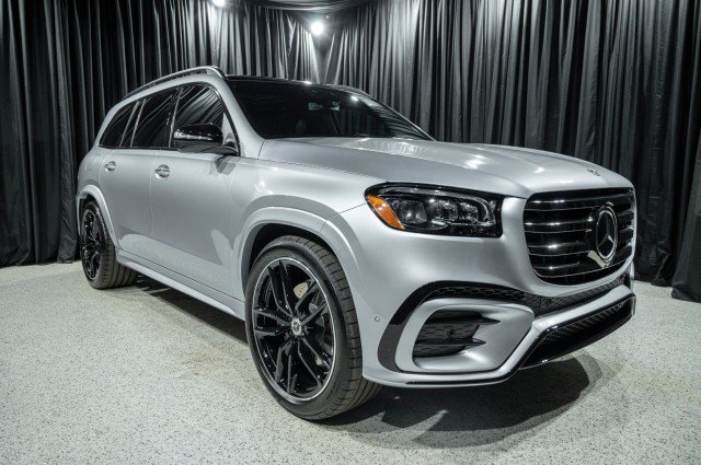 New 2026 Mercedes-Benz GLS 450 4MATIC image 3