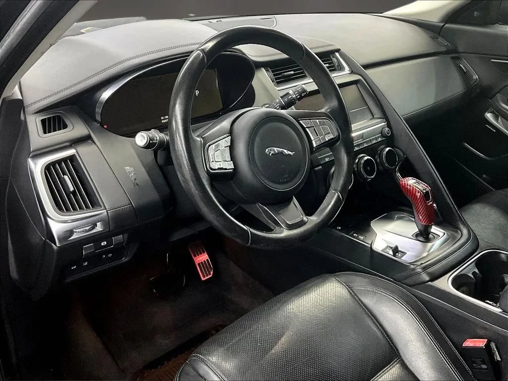 Used 2020 Jaguar E-PACE SE AWD/4WD image 17