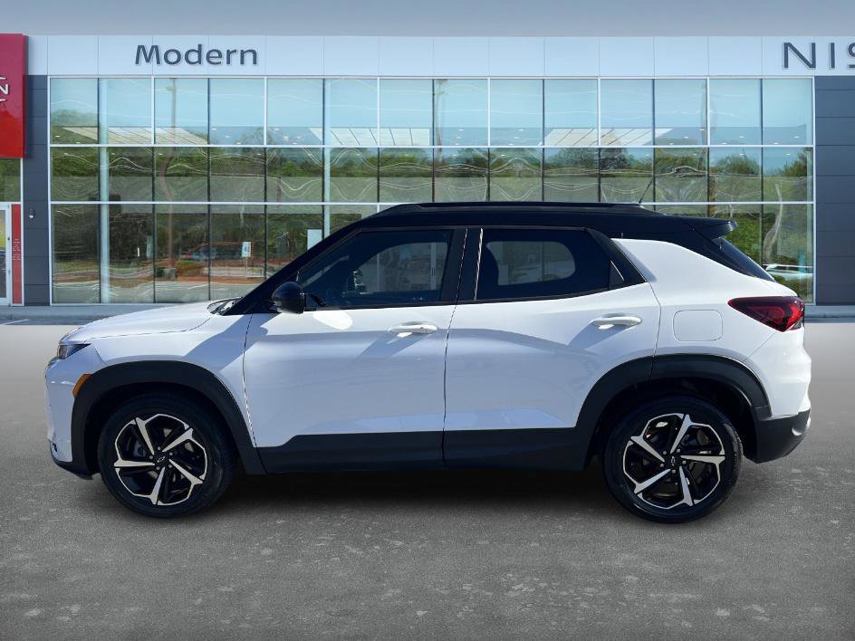 Used 2021 Chevrolet TrailBlazer RS w/ Sun and Liftgate Package image 8