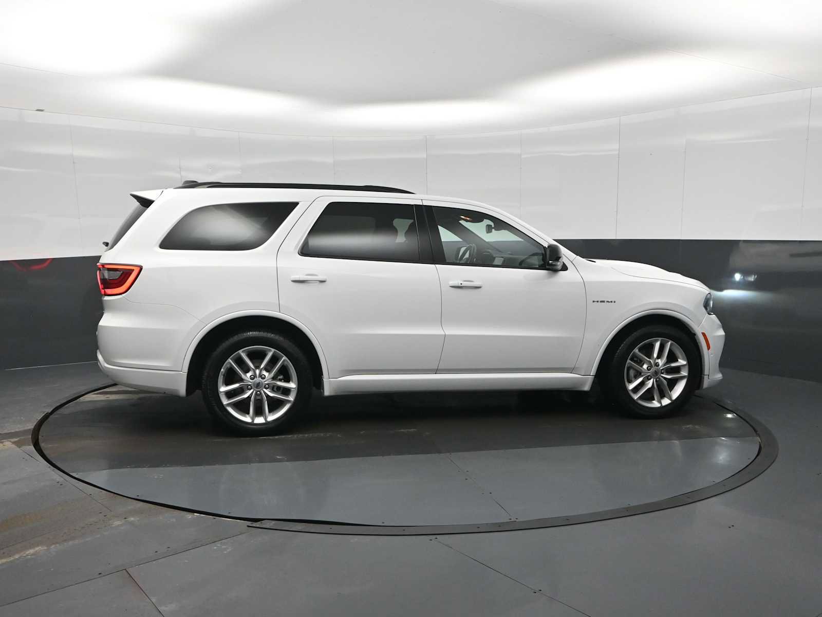 Used 2024 Dodge Durango R/T image 9