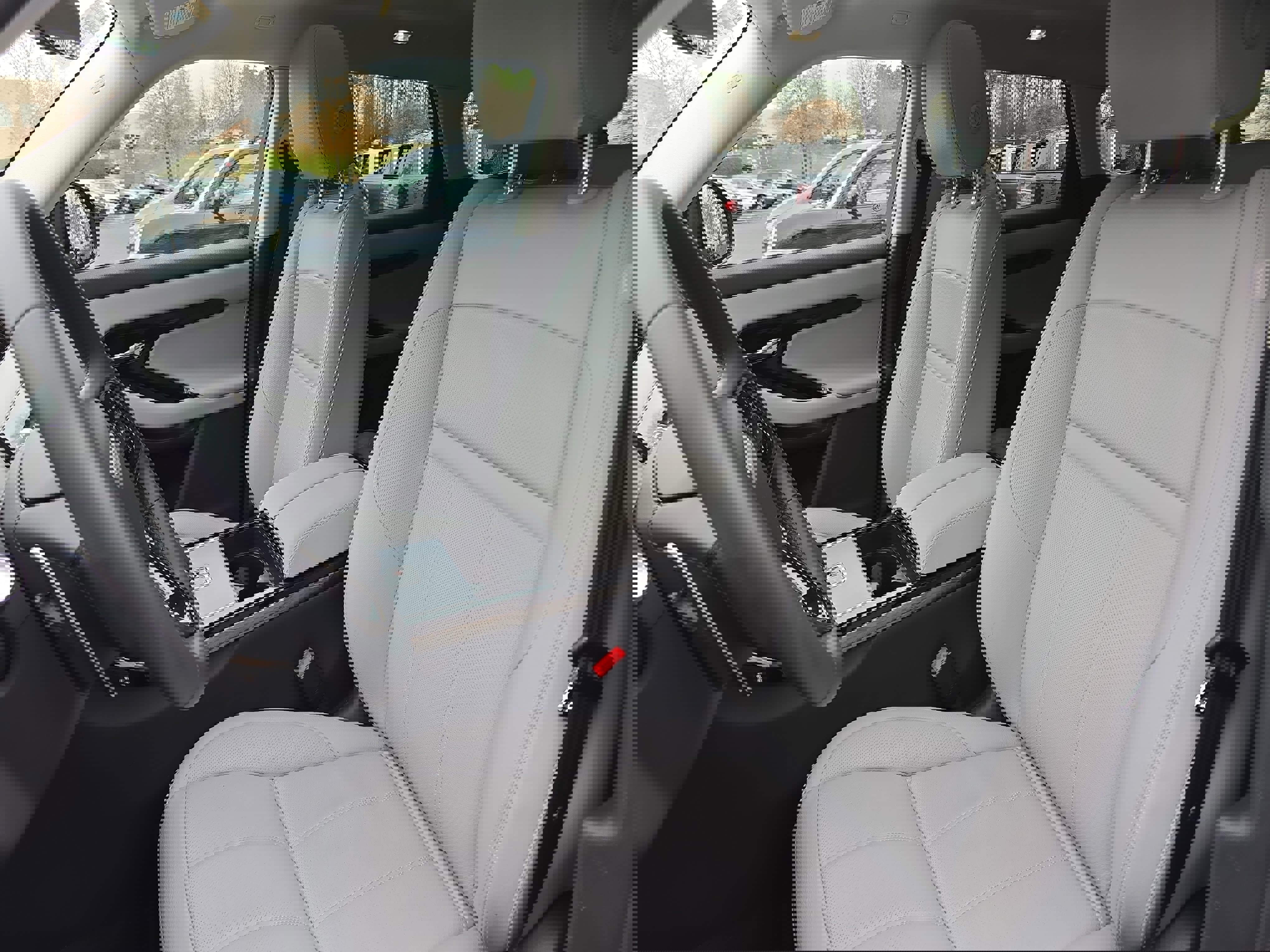 Used 2025 Land Rover Range Rover Evoque S image 15