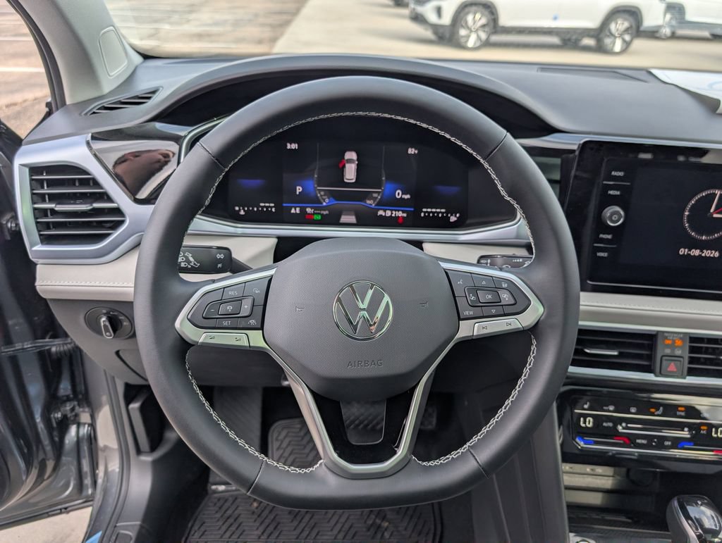 New 2026 Volkswagen Taos SE FWD image 15