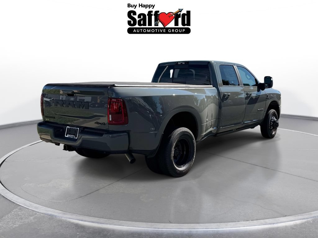 New 2026 RAM 3500 Laramie AWD/4WD image 9