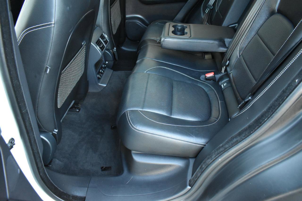 Used 2018 Jaguar F-PACE S AWD/4WD image 26