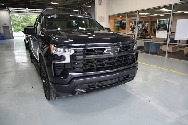Certified 2023 Chevrolet Silverado 1500 RST AWD/4WD image 3