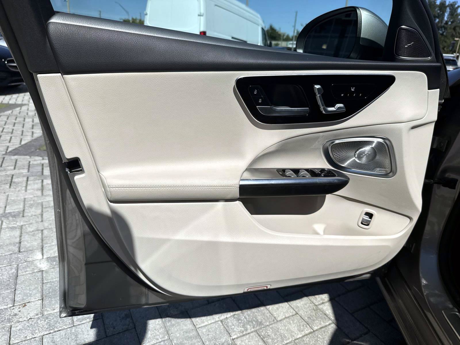 Used 2023 Mercedes-Benz C 300 Sedan image 15
