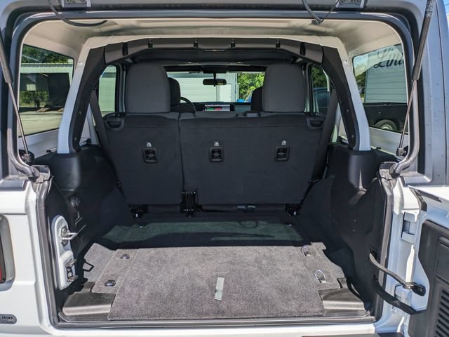 Used 2025 Jeep Wrangler Unlimited Sport AWD/4WD image 13