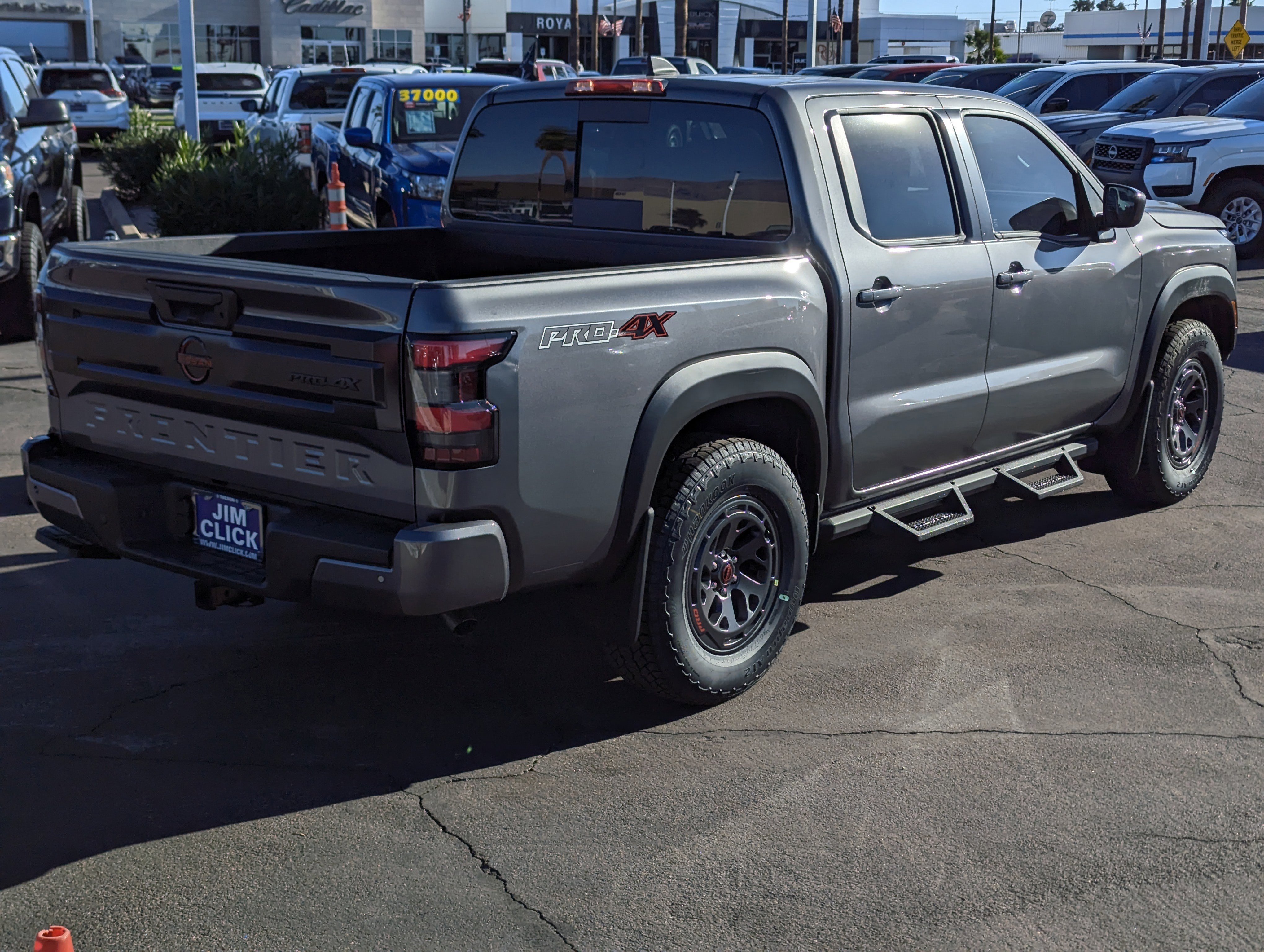 New 2026 Nissan Frontier PRO-4X image 2