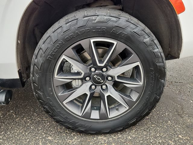 Certified 2021 Chevrolet Tahoe Z71 w/ Z71 Signature Package AWD/4WD image 7