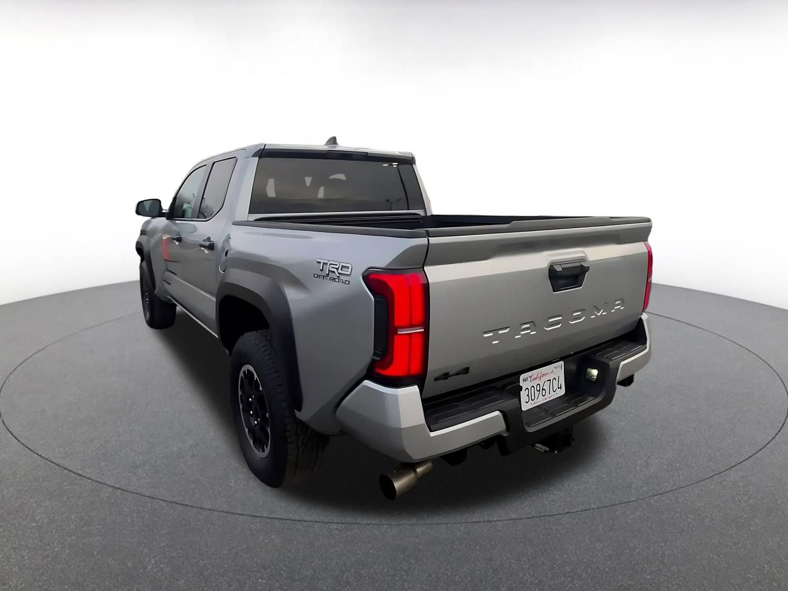 Used 2025 Toyota Tacoma TRD Off-Road image 11