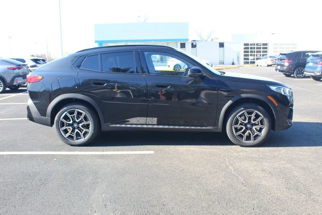 New 2026 BMW X2 xDrive28i w/ Convenience Package image 10
