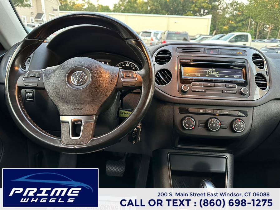 Used 2013 Volkswagen Tiguan S AWD/4WD image 21