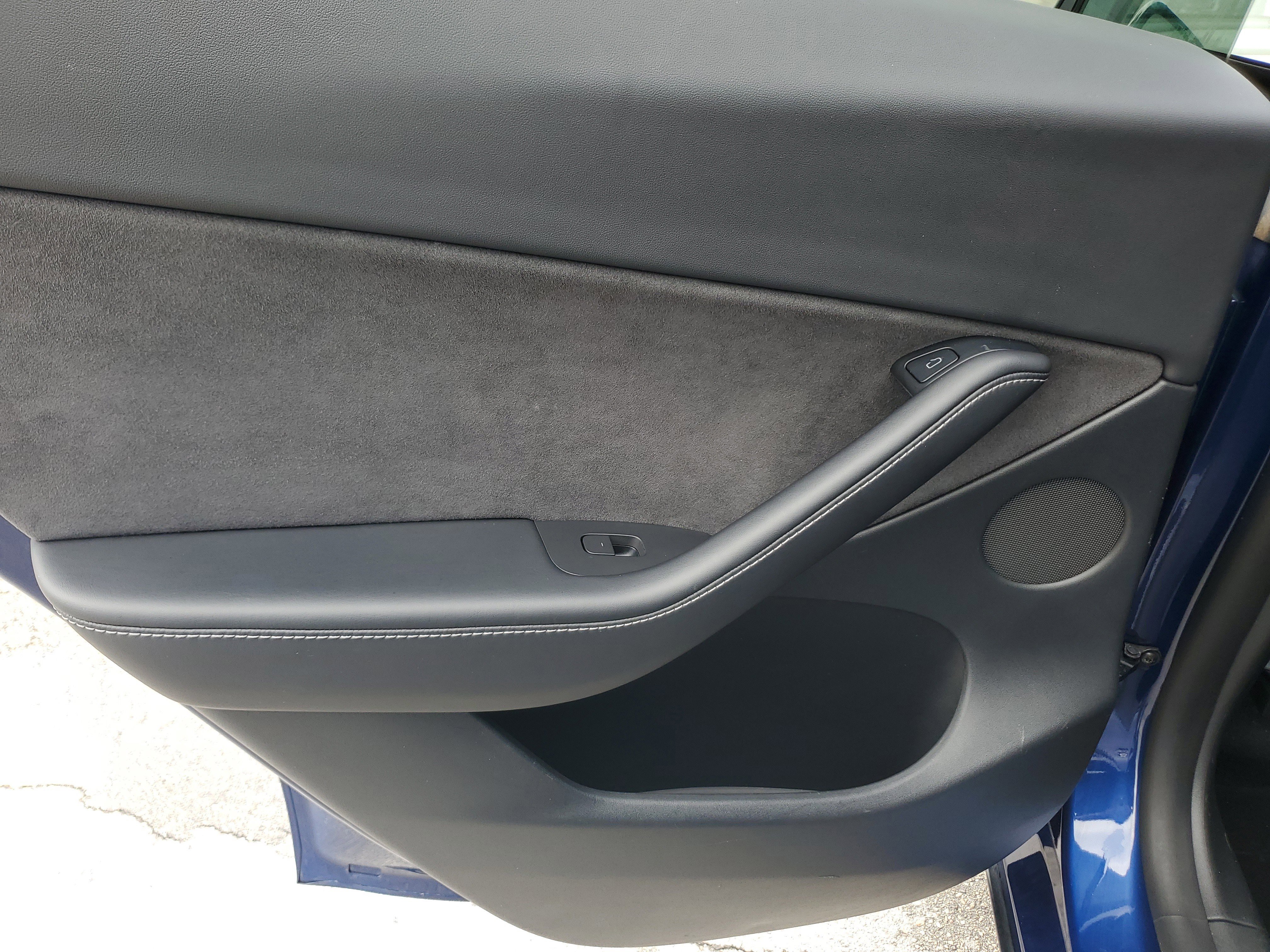 Used 2021 Tesla Model Y Long Range image 30