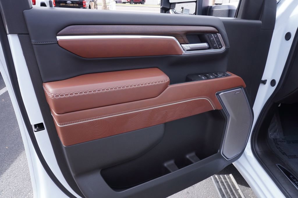 Certified 2026 GMC Sierra 2500 Denali Ultimate w/ Max Trailering Package image 16