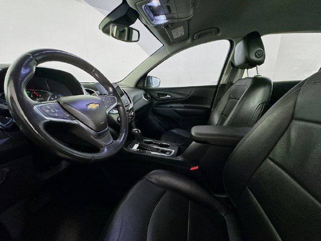 Used 2020 Chevrolet Equinox LT w/ Sport Edition FWD image 19