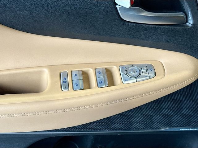 Used 2023 Hyundai Santa Fe Calligraphy image 18