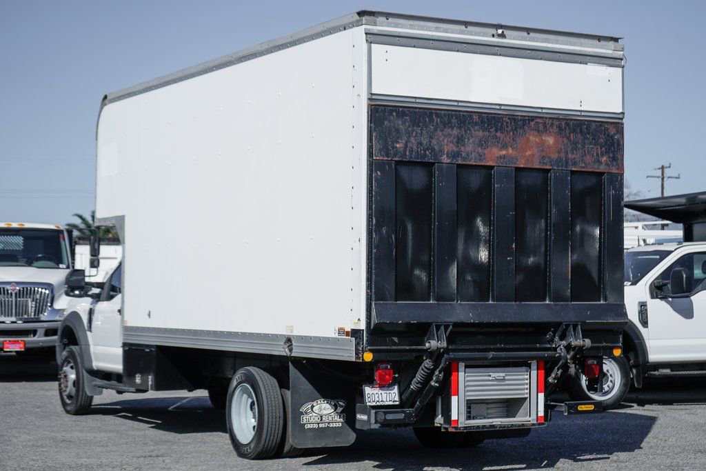 Used 2017 Ford F550 2WD Regular Cab Super Duty image 6