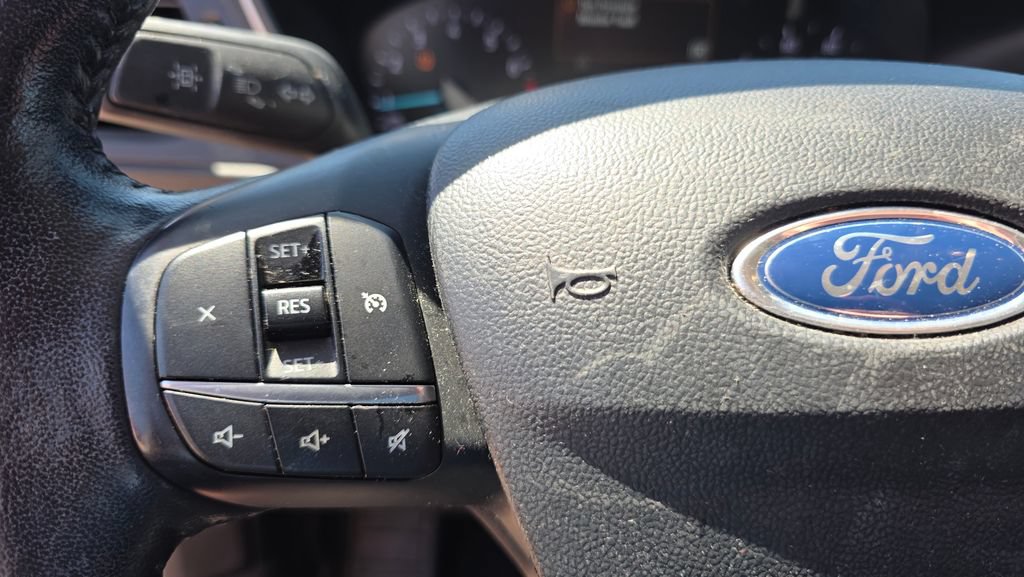 Used 2020 Ford Escape SEL FWD image 16