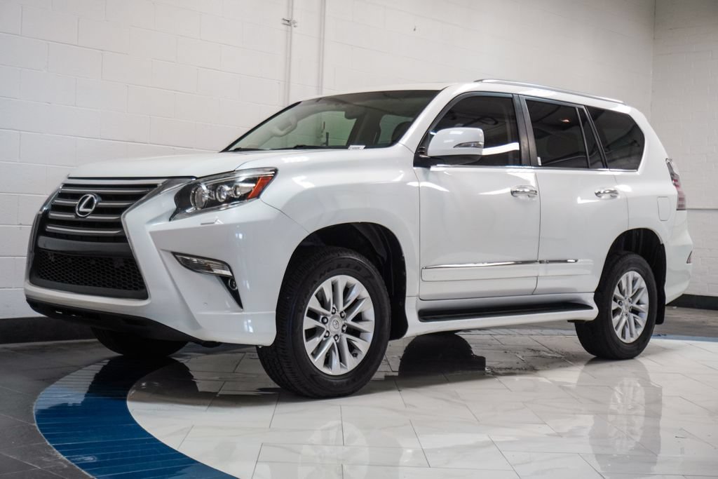 Used 2016 Lexus GX 460 w/ Premium Package AWD/4WD image 4