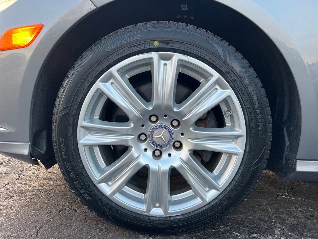 Used 2013 Mercedes-Benz E 350 4MATIC Sedan image 39
